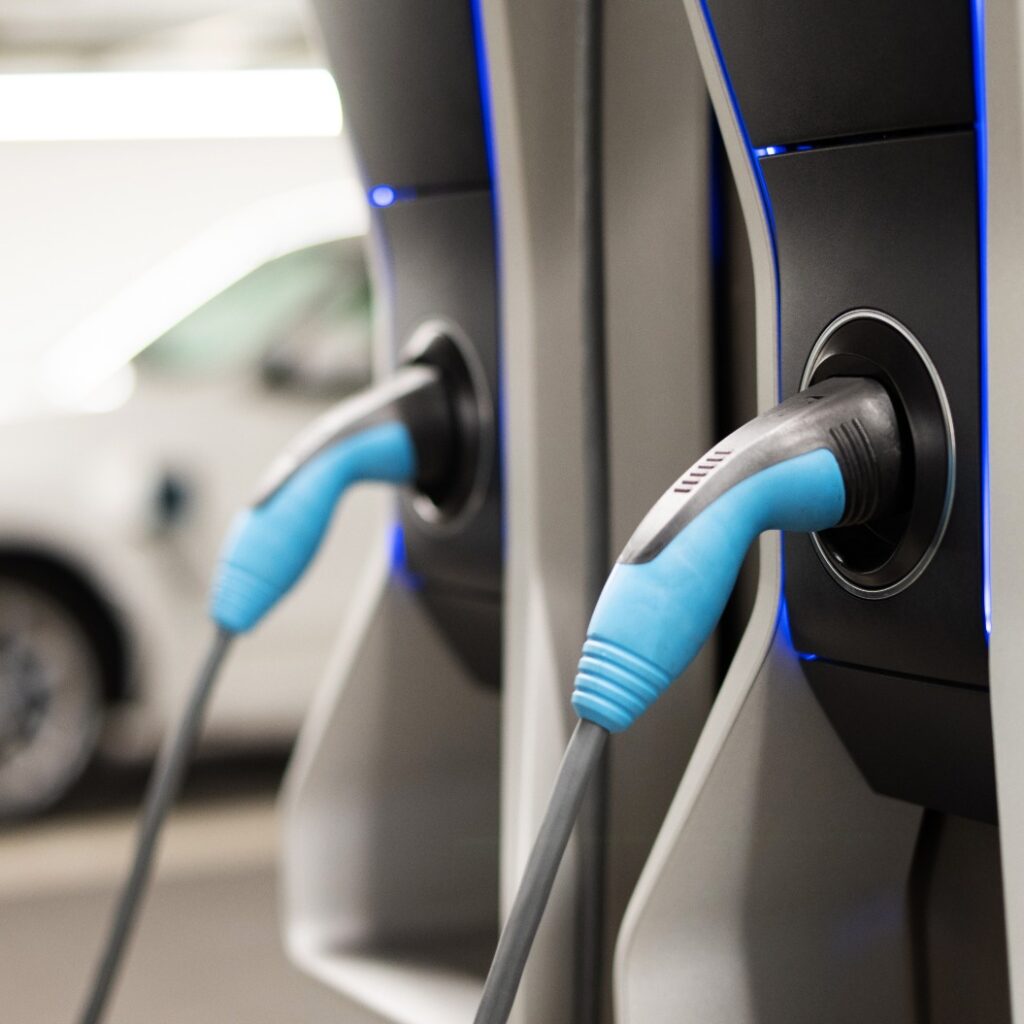 Elektroladestation für Elektroautos in einer Tiefgarage